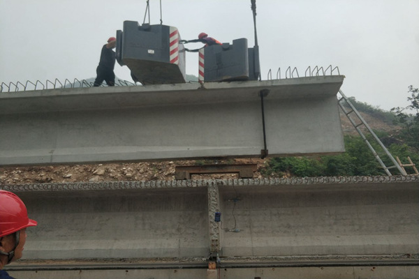 混凝土箱梁預應力筋管道壓漿（密實度）質量檢測